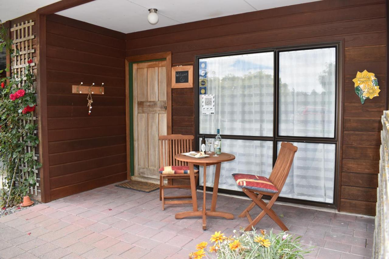 Olivista Bed and Breakfast Masterton Eksteriør billede