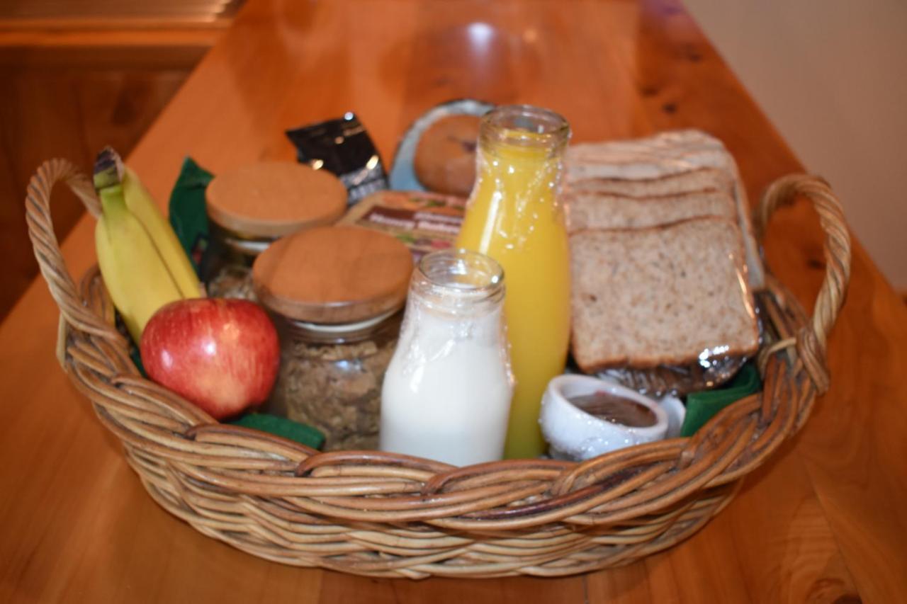 Olivista Bed and Breakfast Masterton Eksteriør billede